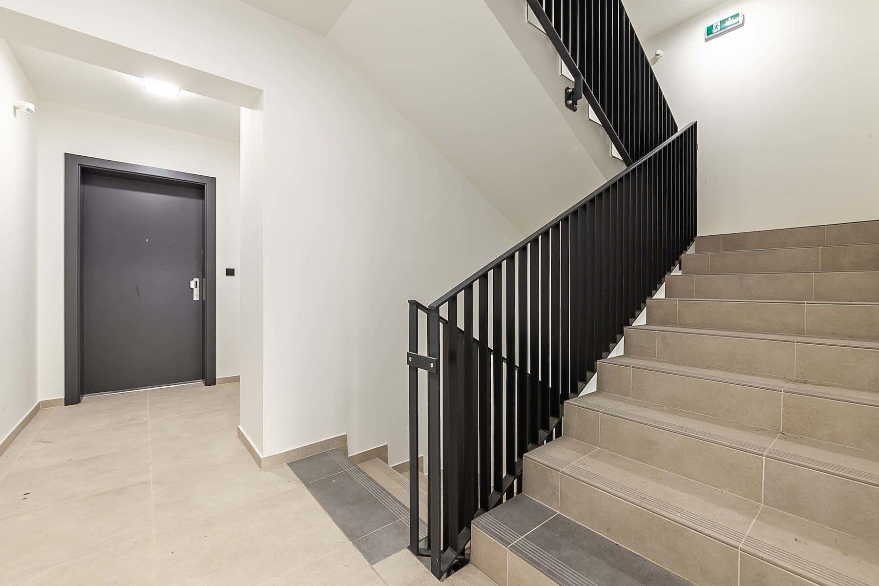 Prodej bytu 4+kk 114 m², U Hotelu, Praha, Praha Prodej bytu 4+kk 114 m², U Hotelu, Praha, Praha