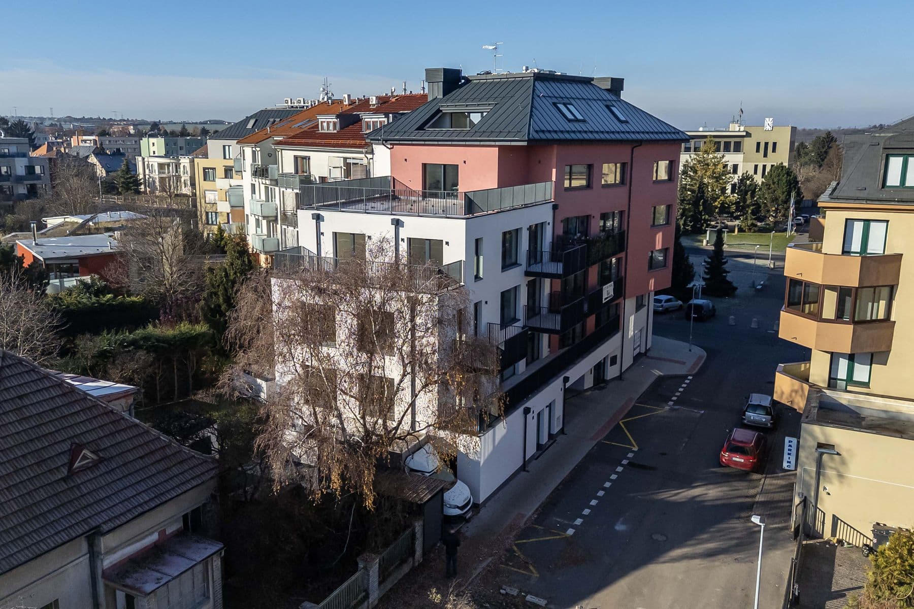 Prodej bytu 4+kk 114 m², U Hotelu, Praha, Praha Prodej bytu 4+kk 114 m², U Hotelu, Praha, Praha