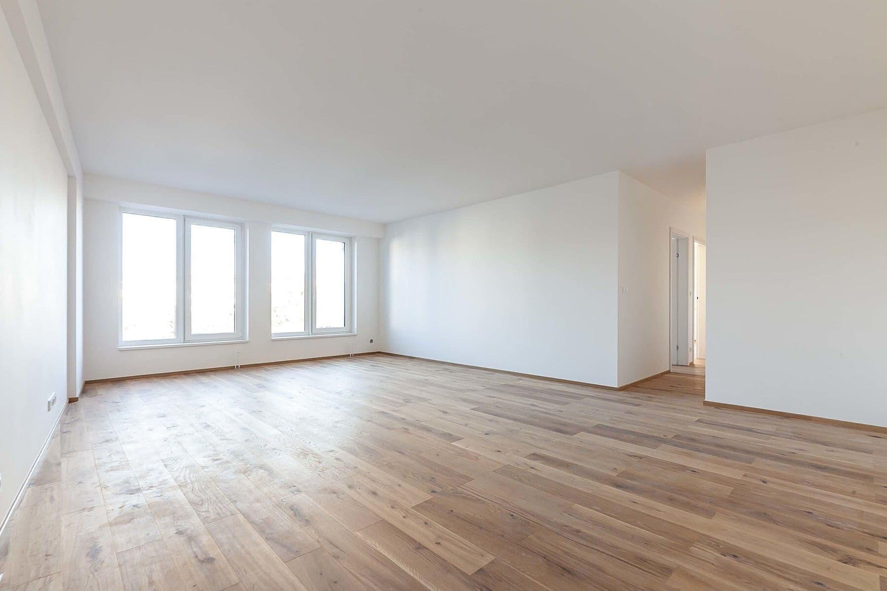 Prodej bytu 4+kk 114 m², U Hotelu, Praha, Praha Prodej bytu 4+kk 114 m², U Hotelu, Praha, Praha