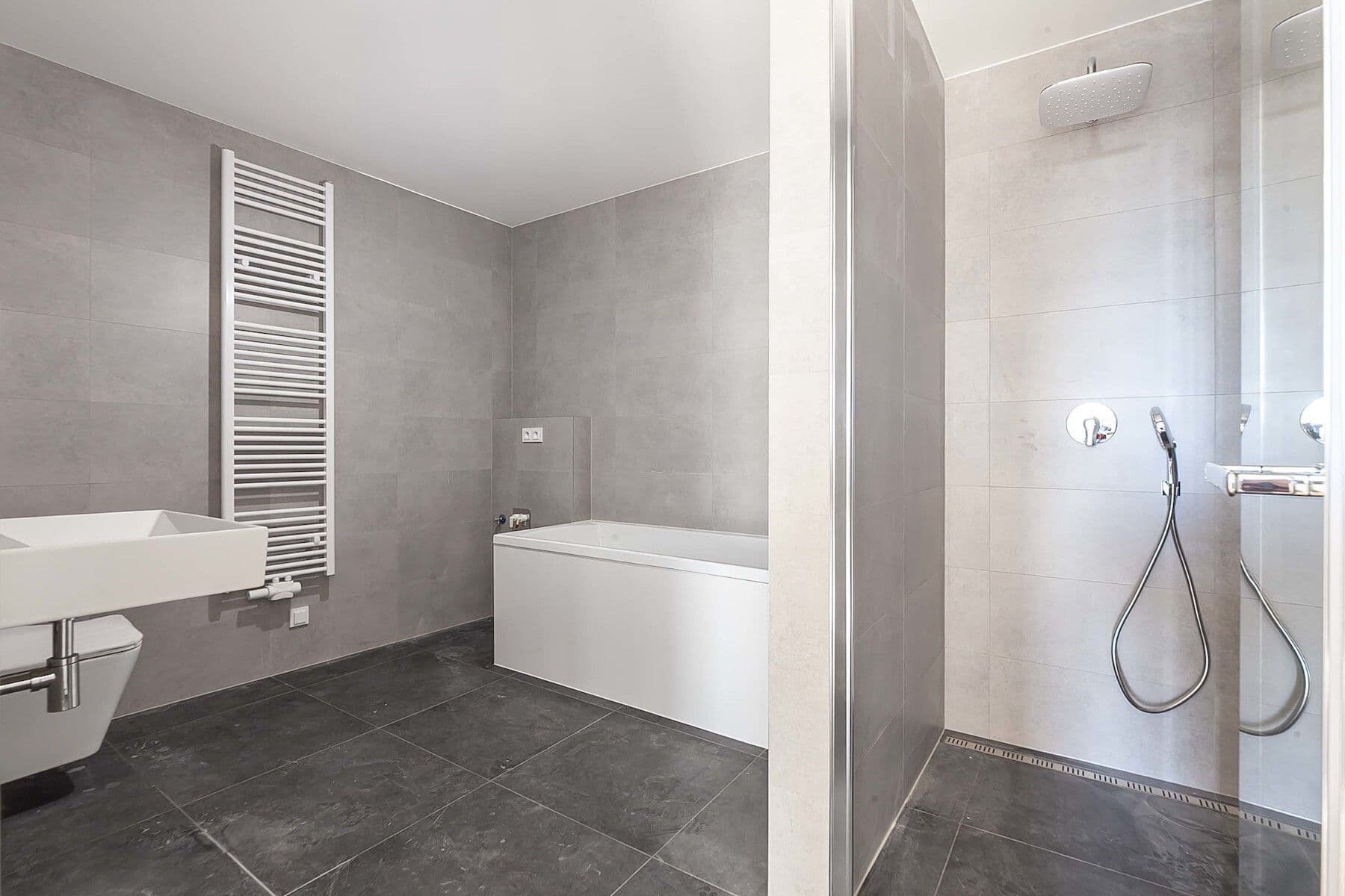 Prodej bytu 4+kk 114 m², U Hotelu, Praha, Praha Prodej bytu 4+kk 114 m², U Hotelu, Praha, Praha