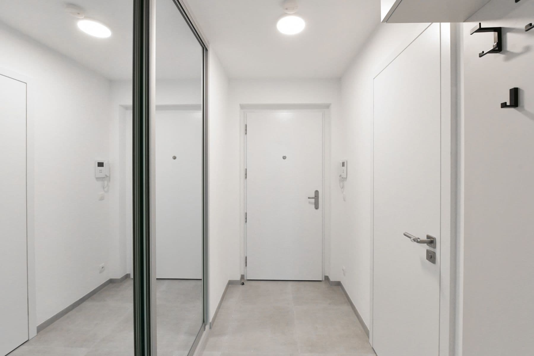 Pronájem bytu 1+kk 37 m², Michelská, Praha, Praha Pronájem bytu 1+kk 37 m², Michelská, Praha, Praha