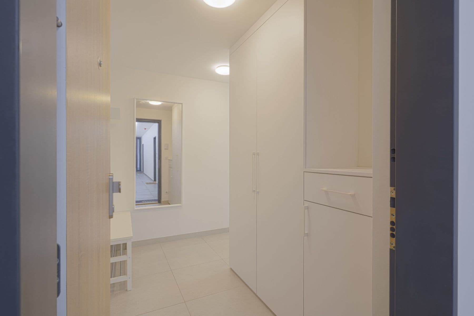 Pronájem bytu 2+kk 50 m², Univerzitní, Praha, Praha Pronájem bytu 2+kk 50 m², Univerzitní, Praha, Praha