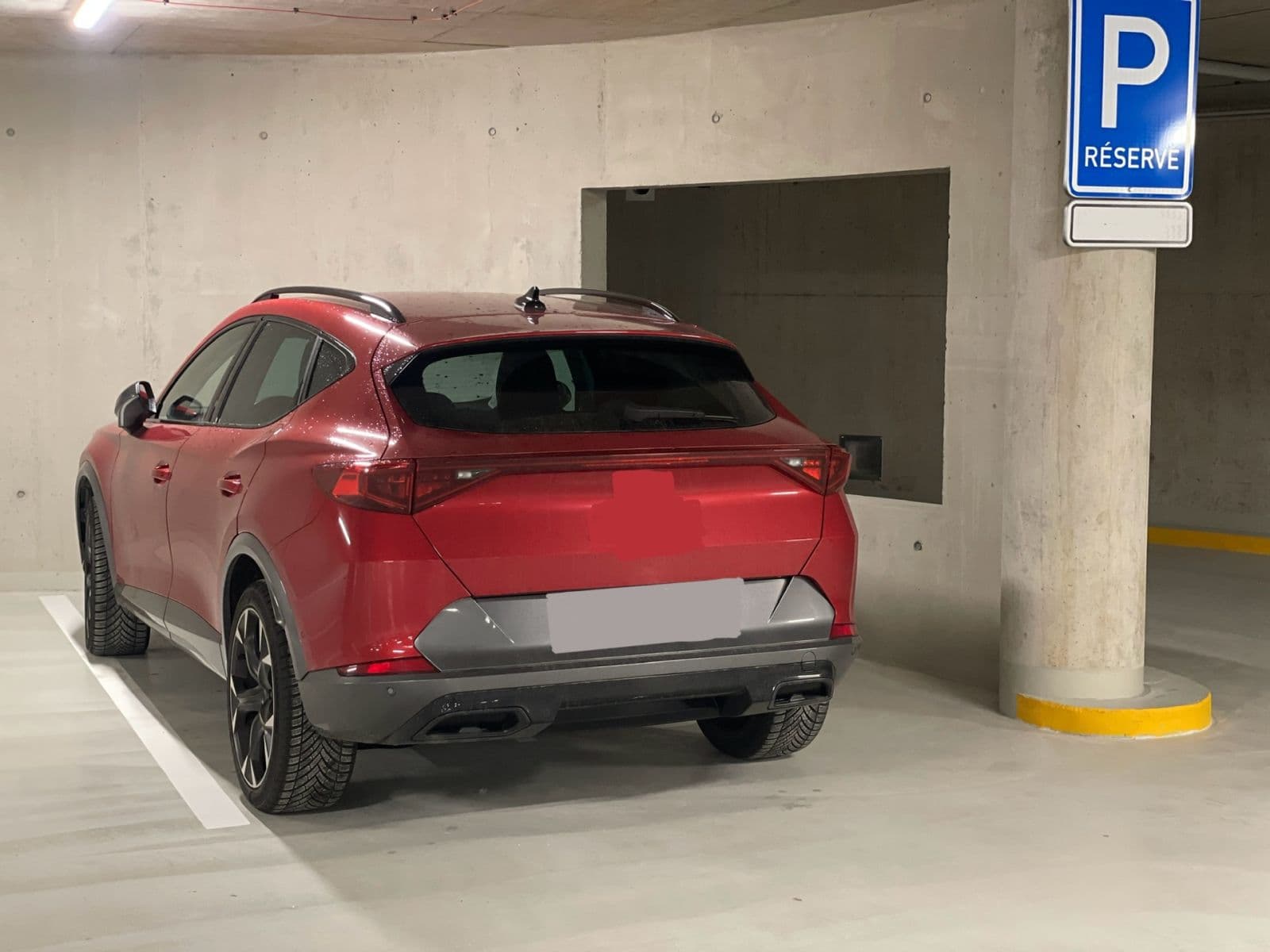 Prodej garáže 12 m², Opuštěná, Brno, Jihomoravský kraj Prodej garáže 12 m², Opuštěná, Brno, Jihomoravský kraj