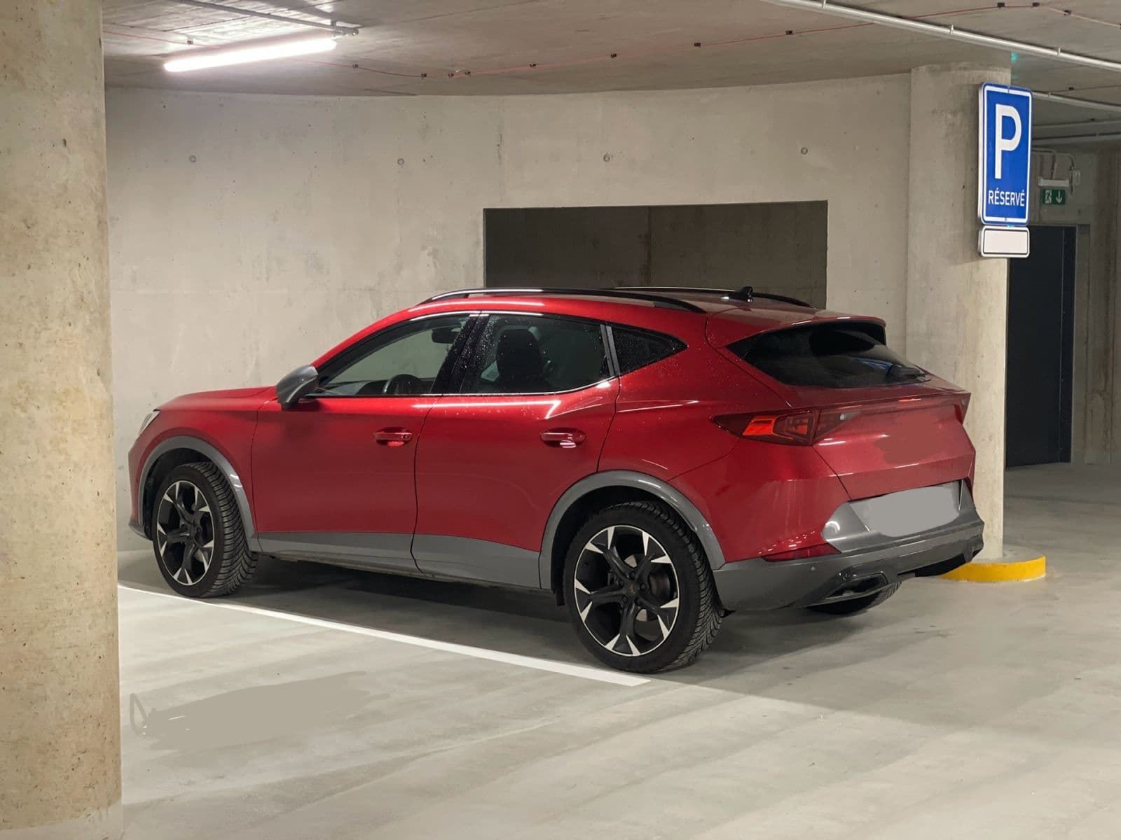 Prodej garáže 12 m², Opuštěná, Brno, Jihomoravský kraj Prodej garáže 12 m², Opuštěná, Brno, Jihomoravský kraj