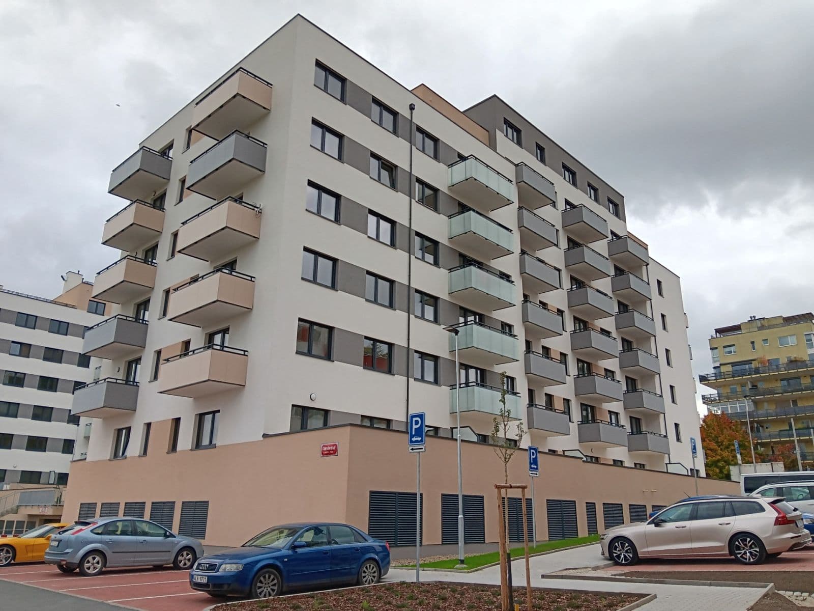 Pronájem garáže 14 m², Miloše Havla, Praha, Praha Pronájem garáže 14 m², Miloše Havla, Praha, Praha