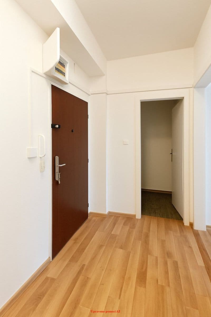 Pronájem bytu 3+1 61 m², Školní, Orlová, Moravskoslezský kraj Pronájem bytu 3+1 61 m², Školní, Orlová, Moravskoslezský kraj