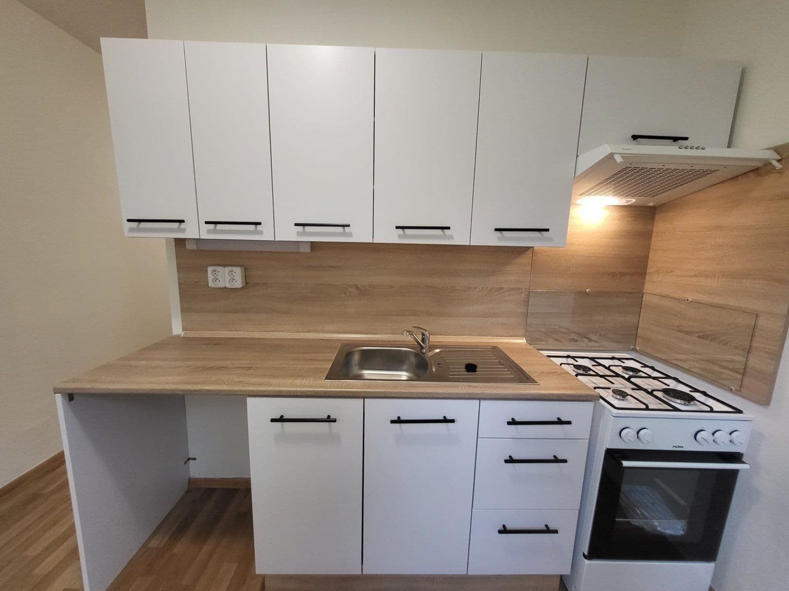 Pronájem bytu 2+1 47 m², Dukelská, Havířov, Moravskoslezský kraj Pronájem bytu 2+1 47 m², Dukelská, Havířov, Moravskoslezský kraj