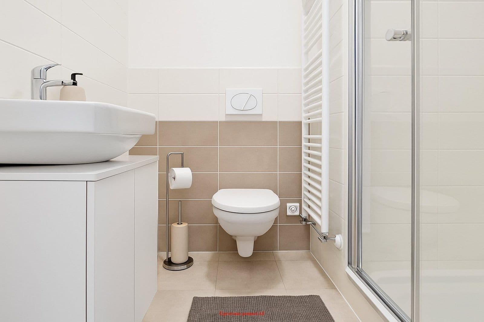 Pronájem bytu 1+kk 27 m², Magisterská, Plzeň, Plzeňský kraj Pronájem bytu 1+kk 27 m², Magisterská, Plzeň, Plzeňský kraj