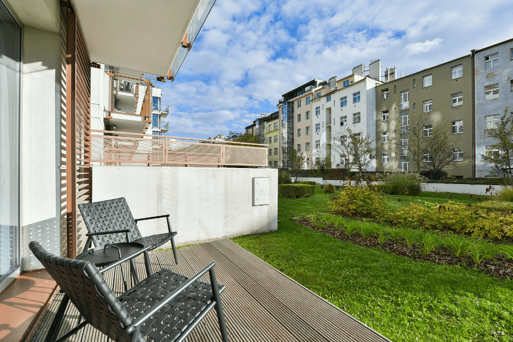 Pronájem bytu 2+kk 77 m², Korunní, Praha, Praha Pronájem bytu 2+kk 77 m², Korunní, Praha, Praha