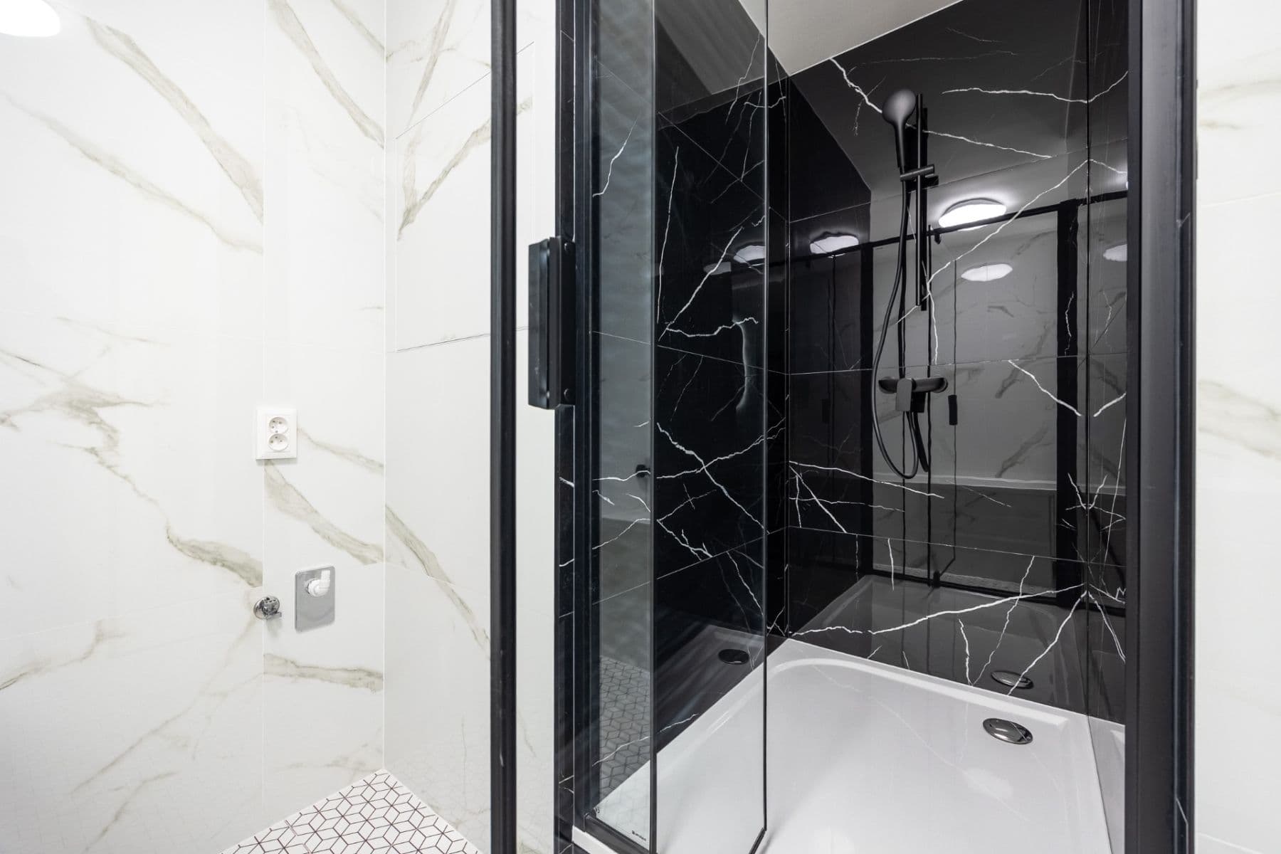 Prodej bytu 4+kk 87 m², Hurbanova, Praha, Praha Prodej bytu 4+kk 87 m², Hurbanova, Praha, Praha