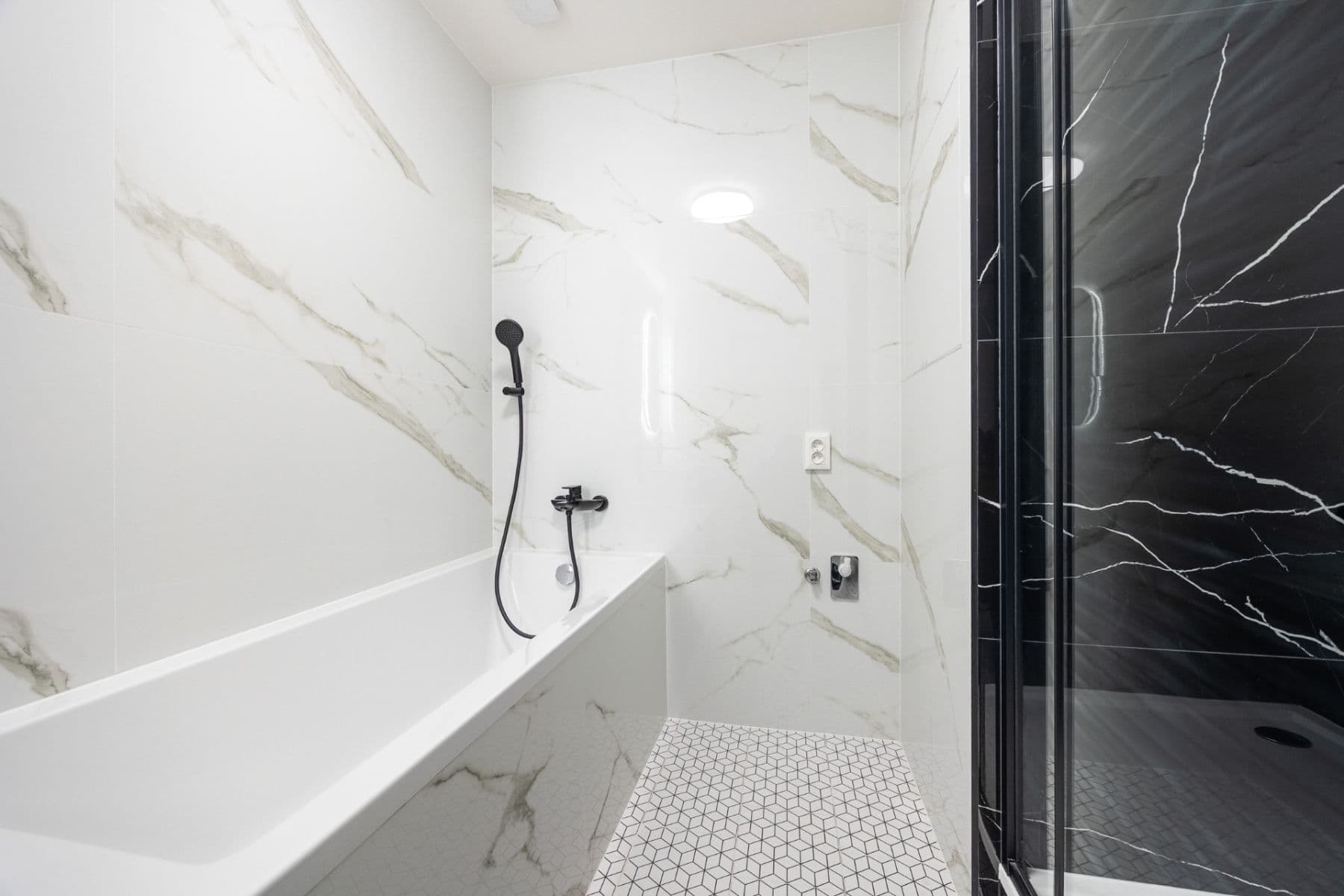 Prodej bytu 4+kk 87 m², Hurbanova, Praha, Praha Prodej bytu 4+kk 87 m², Hurbanova, Praha, Praha