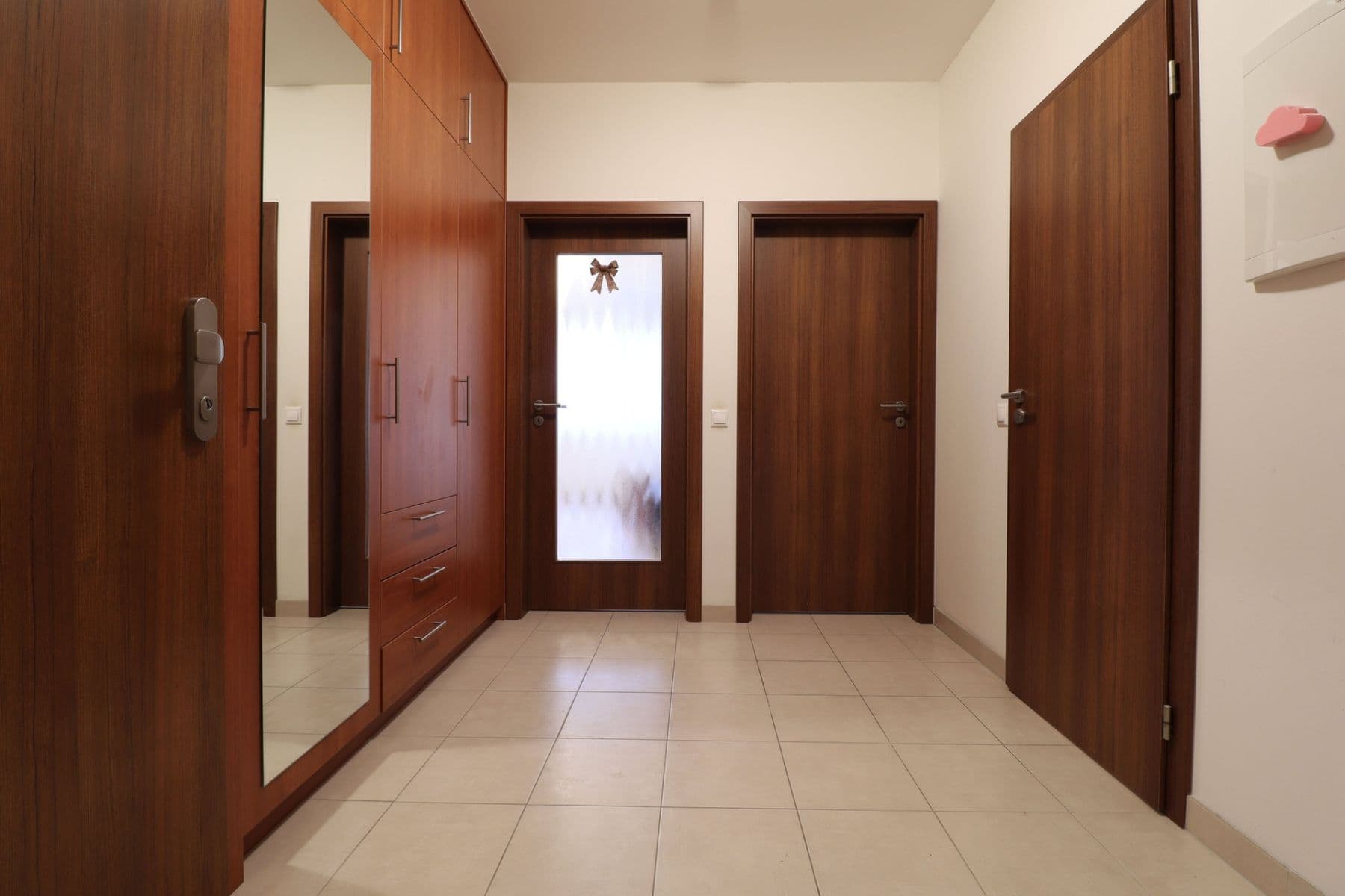 Pronájem bytu 2+kk 48 m², Nárožní, Praha, Praha Pronájem bytu 2+kk 48 m², Nárožní, Praha, Praha