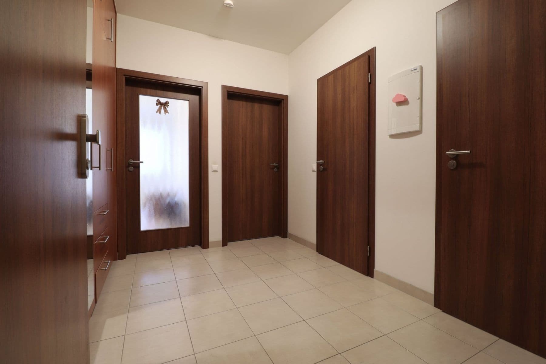 Pronájem bytu 2+kk 48 m², Nárožní, Praha, Praha Pronájem bytu 2+kk 48 m², Nárožní, Praha, Praha