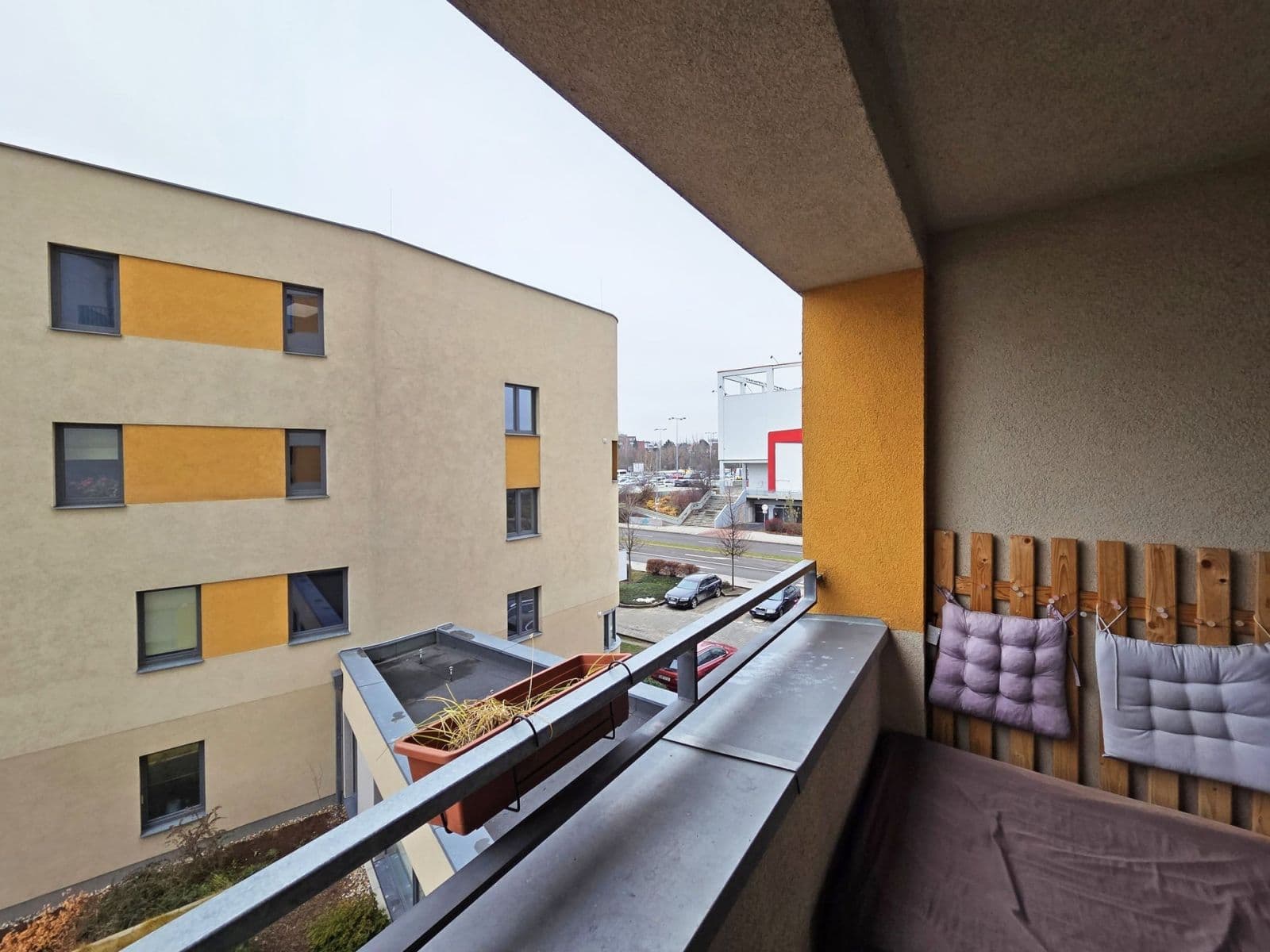 Pronájem bytu 2+kk 48 m², Nárožní, Praha, Praha Pronájem bytu 2+kk 48 m², Nárožní, Praha, Praha