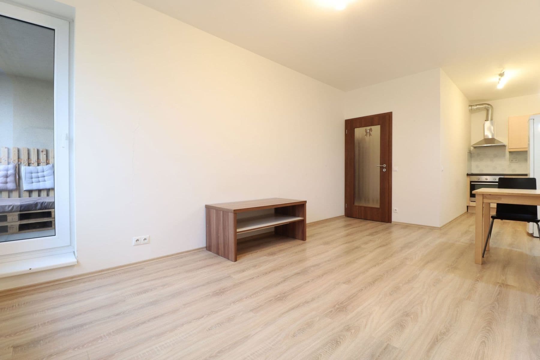 Pronájem bytu 2+kk 48 m², Nárožní, Praha, Praha Pronájem bytu 2+kk 48 m², Nárožní, Praha, Praha
