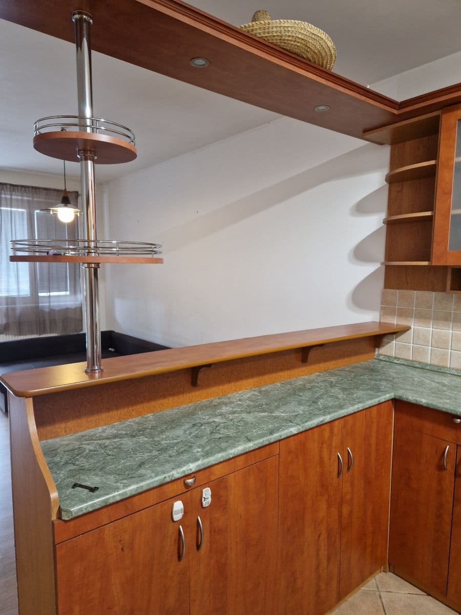 Pronájem bytu 2+kk 56 m², Pelušková, Praha, Praha Pronájem bytu 2+kk 56 m², Pelušková, Praha, Praha