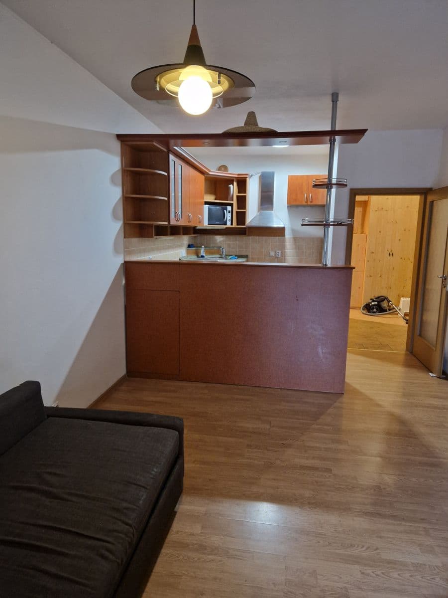 Pronájem bytu 2+kk 56 m², Pelušková, Praha, Praha Pronájem bytu 2+kk 56 m², Pelušková, Praha, Praha