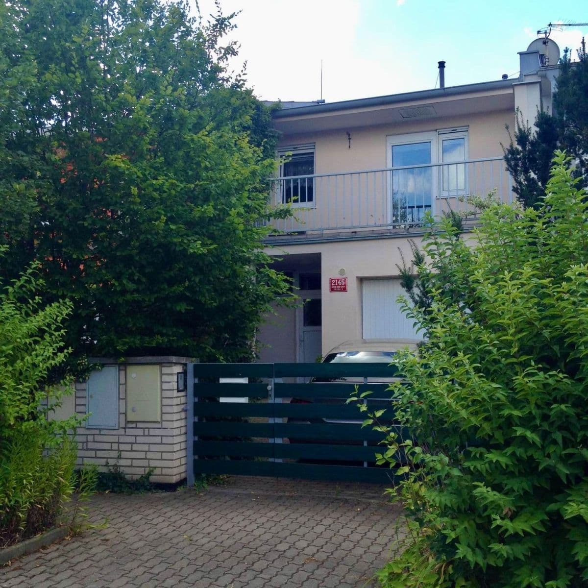 Pronájem domu 125 m², pozemek 300 m², Čenovická, Praha, Praha Pronájem domu 125 m², pozemek 300 m², Čenovická, Praha, Praha