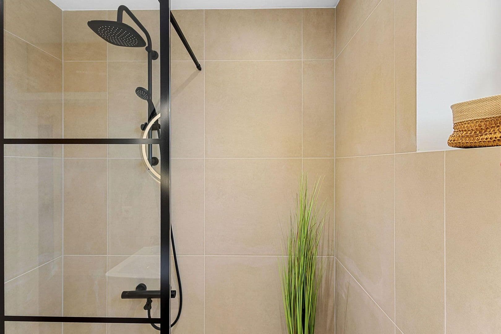 Prodej bytu 4+1 94 m², Badener Weg 8, Regensburg, Bavorsko Prodej bytu 4+1 94 m², Badener Weg 8, Regensburg, Bavorsko