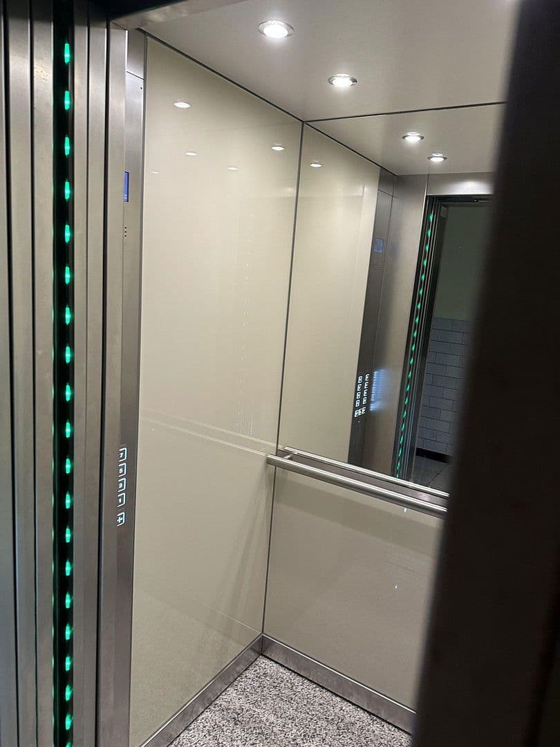 Pronájem bytu 1+1 30 m², Rudolfstr. 1, Planegg, Bavorsko Pronájem bytu 1+1 30 m², Rudolfstr. 1, Planegg, Bavorsko