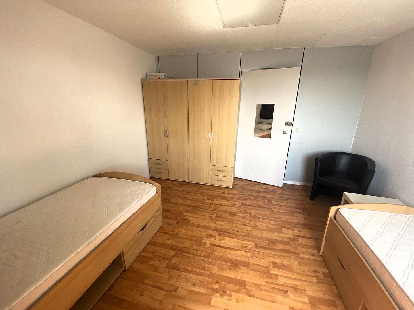 Pronájem bytu 4+1 102 m², Allee 40, Heilbronn, Bádensko-Württembersko Pronájem bytu 4+1 102 m², Allee 40, Heilbronn, Bádensko-Württembersko