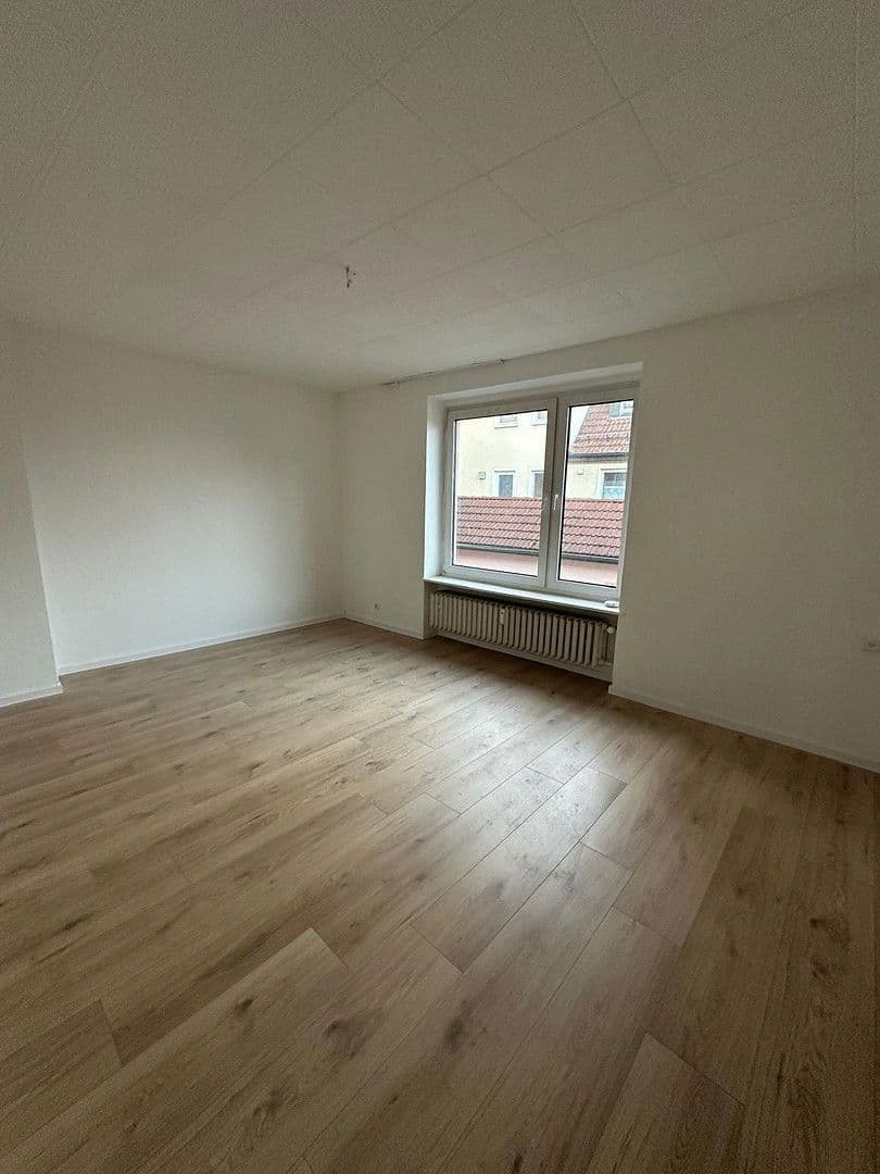 Pronájem bytu 3+1 53 m², Neumärker Straße 7, Helmstedt, Dolní Sasko Pronájem bytu 3+1 53 m², Neumärker Straße 7, Helmstedt, Dolní Sasko