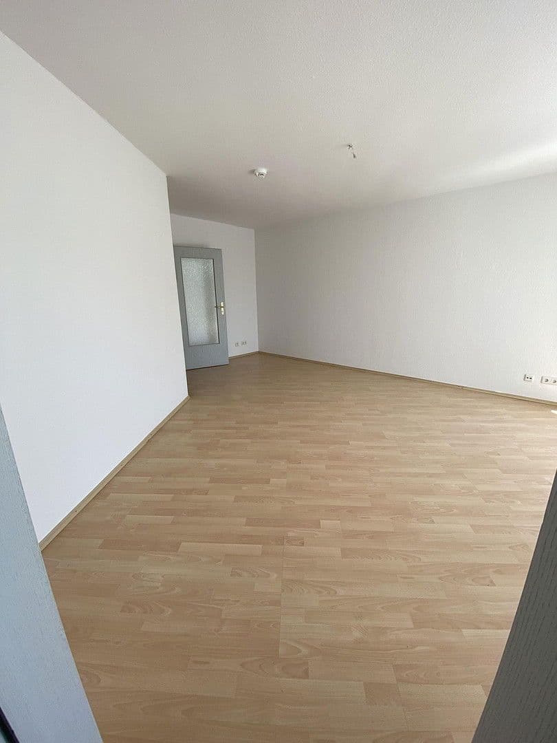 Pronájem bytu 3+1 79 m², Friedrichstraße 46a, Erkner, Braniborsko Pronájem bytu 3+1 79 m², Friedrichstraße 46a, Erkner, Braniborsko
