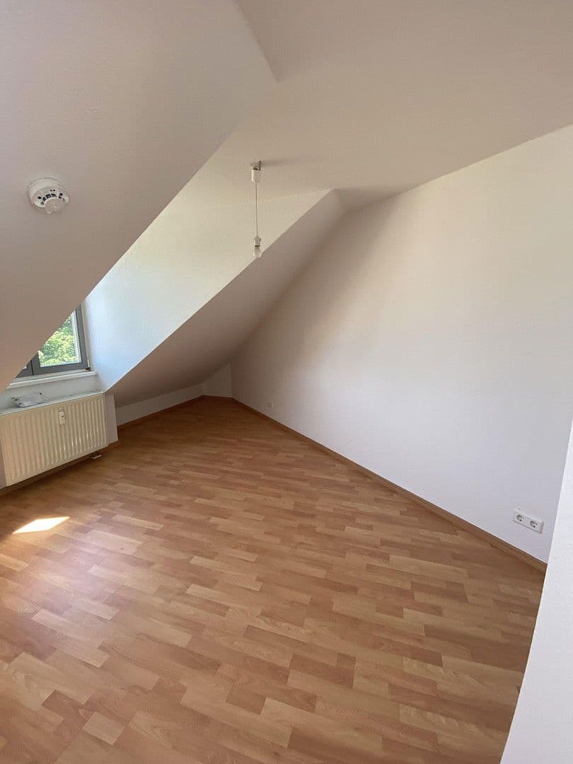 Pronájem bytu 3+1 79 m², Friedrichstraße 46a, Erkner, Braniborsko Pronájem bytu 3+1 79 m², Friedrichstraße 46a, Erkner, Braniborsko