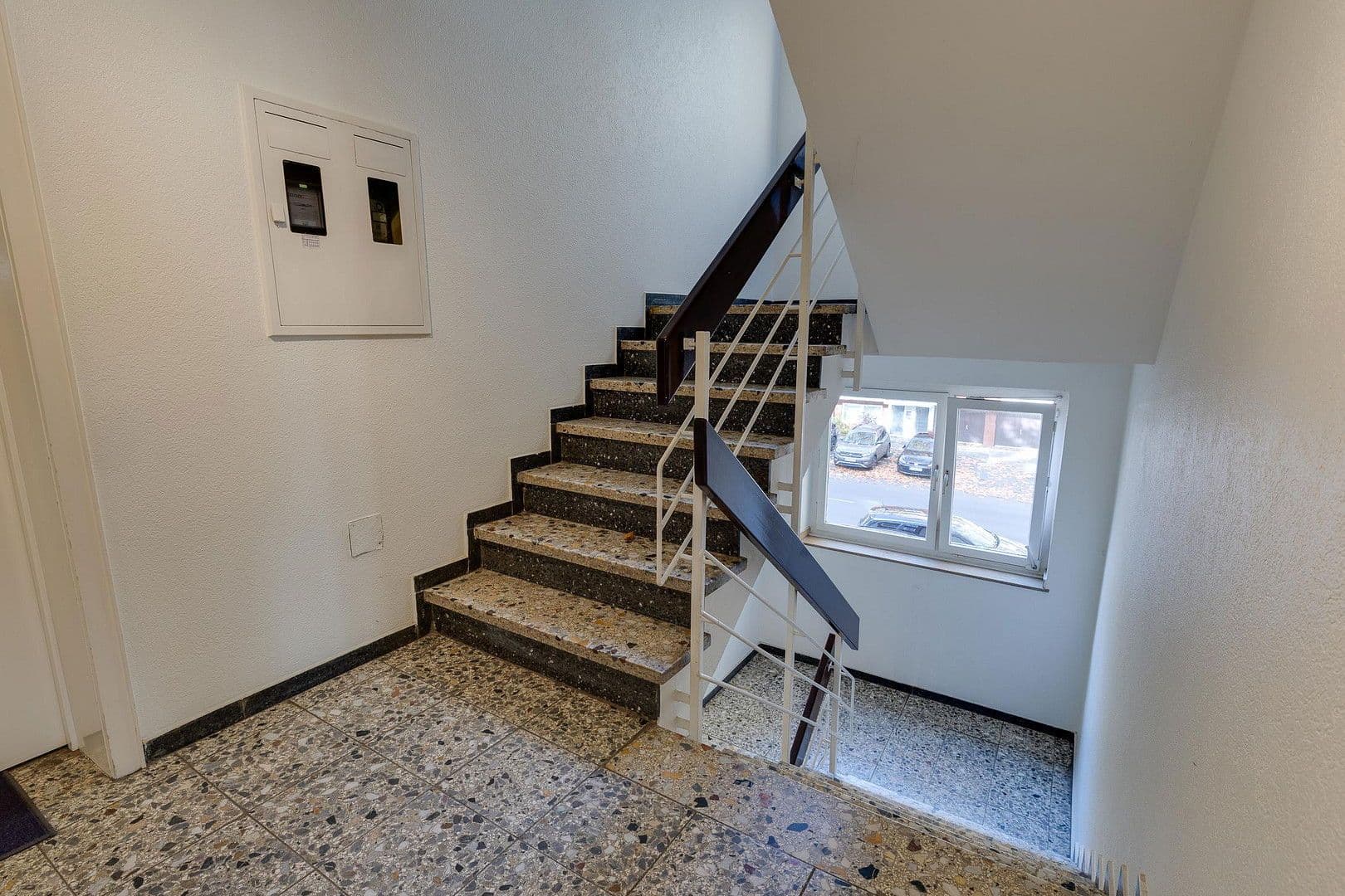 Prodej bytu 3+1 122 m², Graf-Recke-Str. 67, Düsseldorf, Severní Porýní-Vestfálsko Prodej bytu 3+1 122 m², Graf-Recke-Str. 67, Düsseldorf, Severní Porýní-Vestfálsko