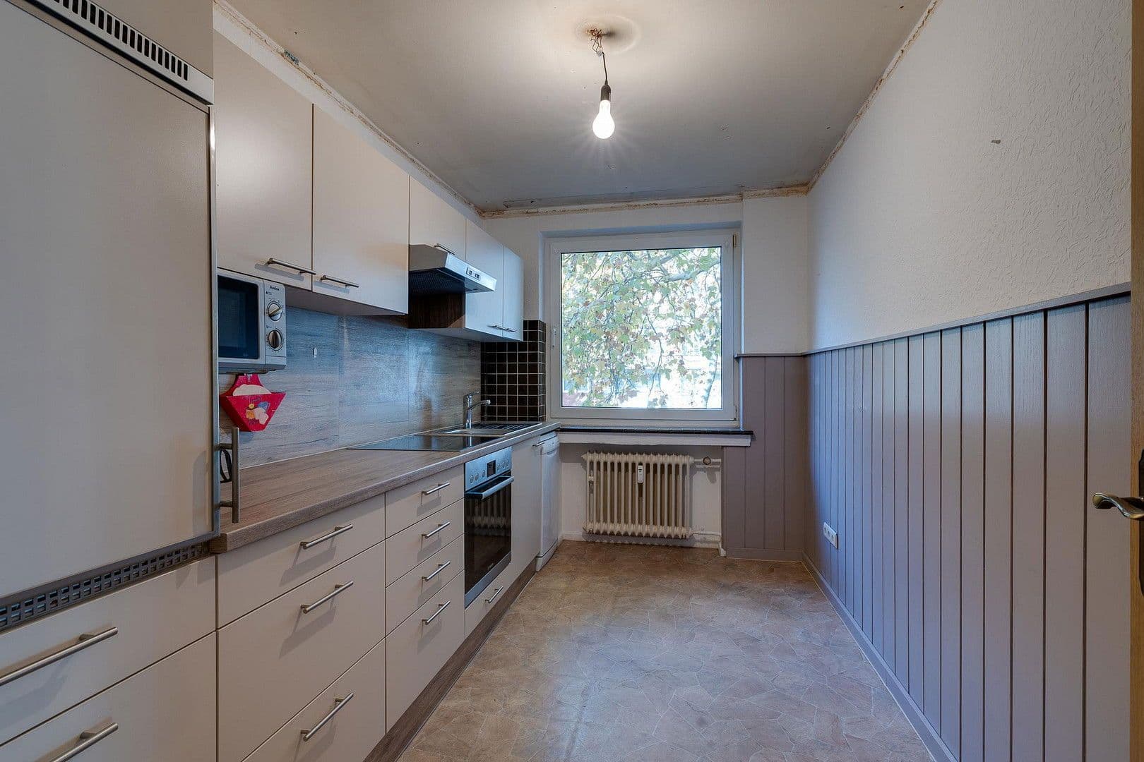 Prodej bytu 3+1 122 m², Graf-Recke-Str. 67, Düsseldorf, Severní Porýní-Vestfálsko Prodej bytu 3+1 122 m², Graf-Recke-Str. 67, Düsseldorf, Severní Porýní-Vestfálsko