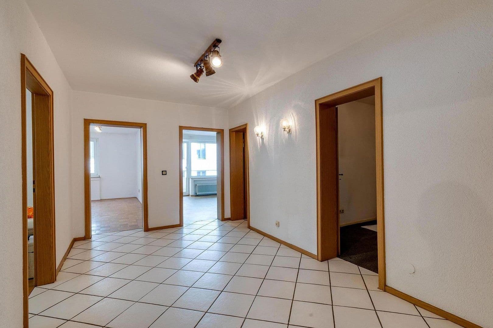 Prodej bytu 3+1 122 m², Graf-Recke-Str. 67, Düsseldorf, Severní Porýní-Vestfálsko Prodej bytu 3+1 122 m², Graf-Recke-Str. 67, Düsseldorf, Severní Porýní-Vestfálsko