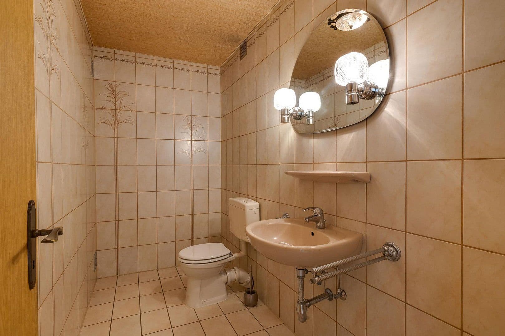 Prodej bytu 3+1 122 m², Graf-Recke-Str. 67, Düsseldorf, Severní Porýní-Vestfálsko Prodej bytu 3+1 122 m², Graf-Recke-Str. 67, Düsseldorf, Severní Porýní-Vestfálsko