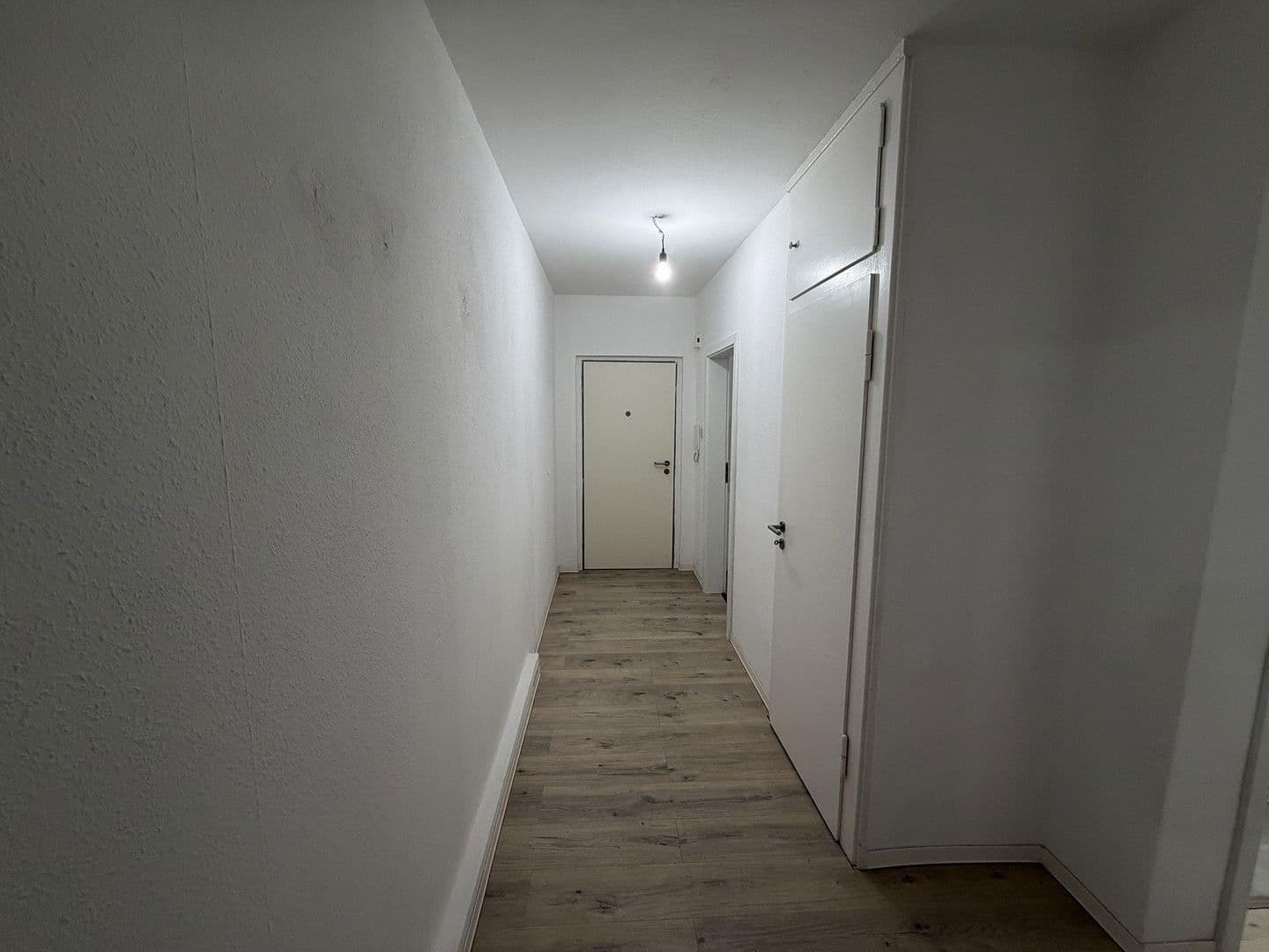 Pronájem bytu 2+kk 58 m², Quellstr. 6, Oberhausen, Severní Porýní-Vestfálsko Pronájem bytu 2+kk 58 m², Quellstr. 6, Oberhausen, Severní Porýní-Vestfálsko