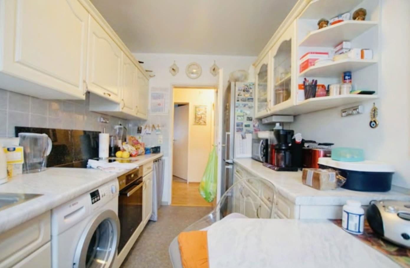 Prodej bytu 3+1 74 m², Gerresheimer Landstraße 145, Düsseldorf, Severní Porýní-Vestfálsko Prodej bytu 3+1 74 m², Gerresheimer Landstraße 145, Düsseldorf, Severní Porýní-Vestfálsko