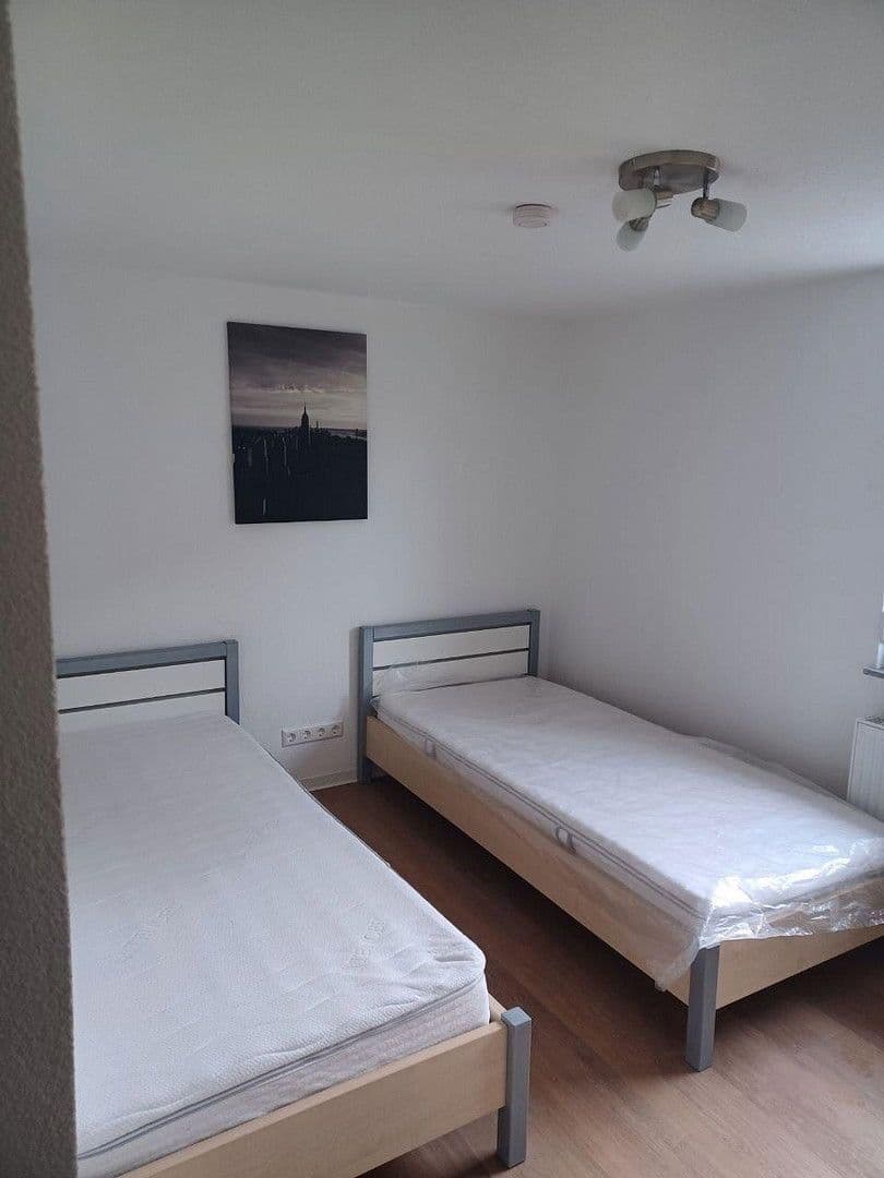 Pronájem bytu 4+1 80 m², Großbottwar, Bádensko-Württembersko Pronájem bytu 4+1 80 m², Großbottwar, Bádensko-Württembersko