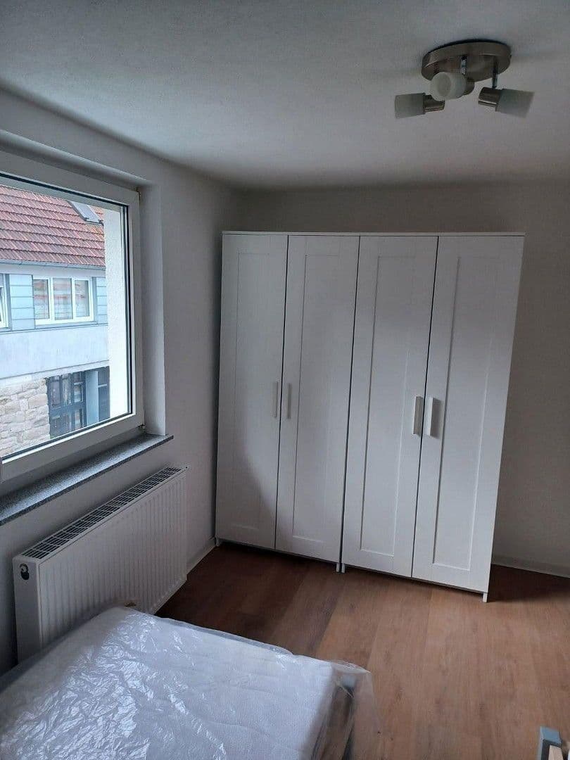 Pronájem bytu 4+1 80 m², Großbottwar, Bádensko-Württembersko Pronájem bytu 4+1 80 m², Großbottwar, Bádensko-Württembersko