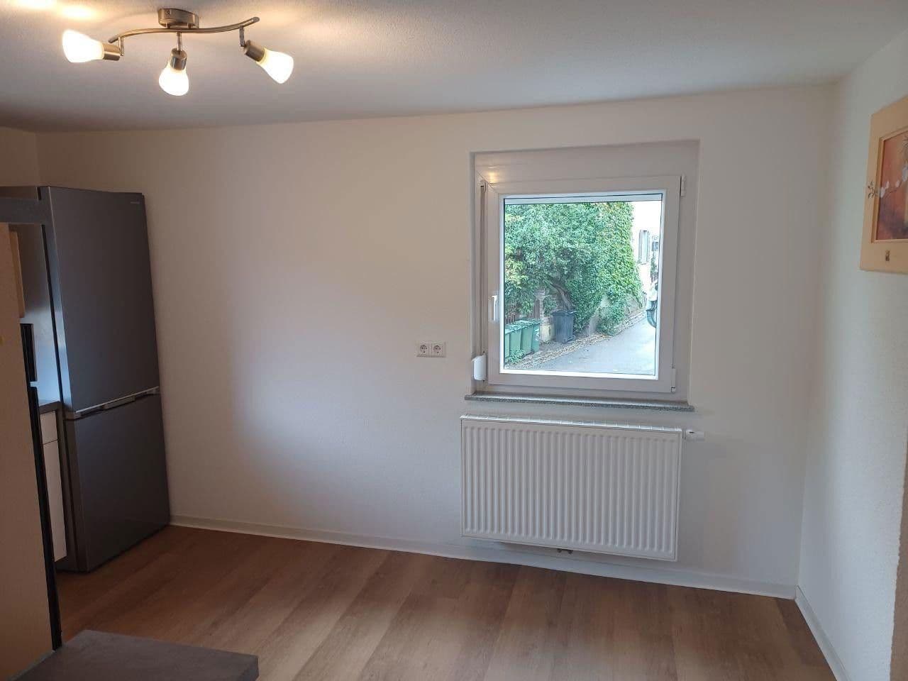 Pronájem bytu 4+1 80 m², Großbottwar, Bádensko-Württembersko Pronájem bytu 4+1 80 m², Großbottwar, Bádensko-Württembersko