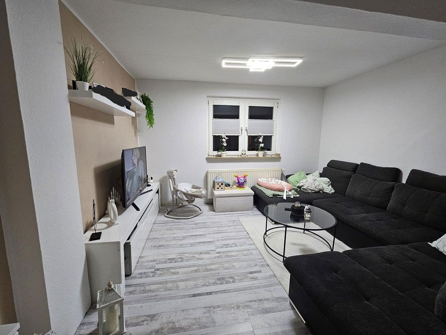 Pronájem bytu 3+1 90 m², Ebertstr. 93, Oberhausen, Severní Porýní-Vestfálsko Pronájem bytu 3+1 90 m², Ebertstr. 93, Oberhausen, Severní Porýní-Vestfálsko