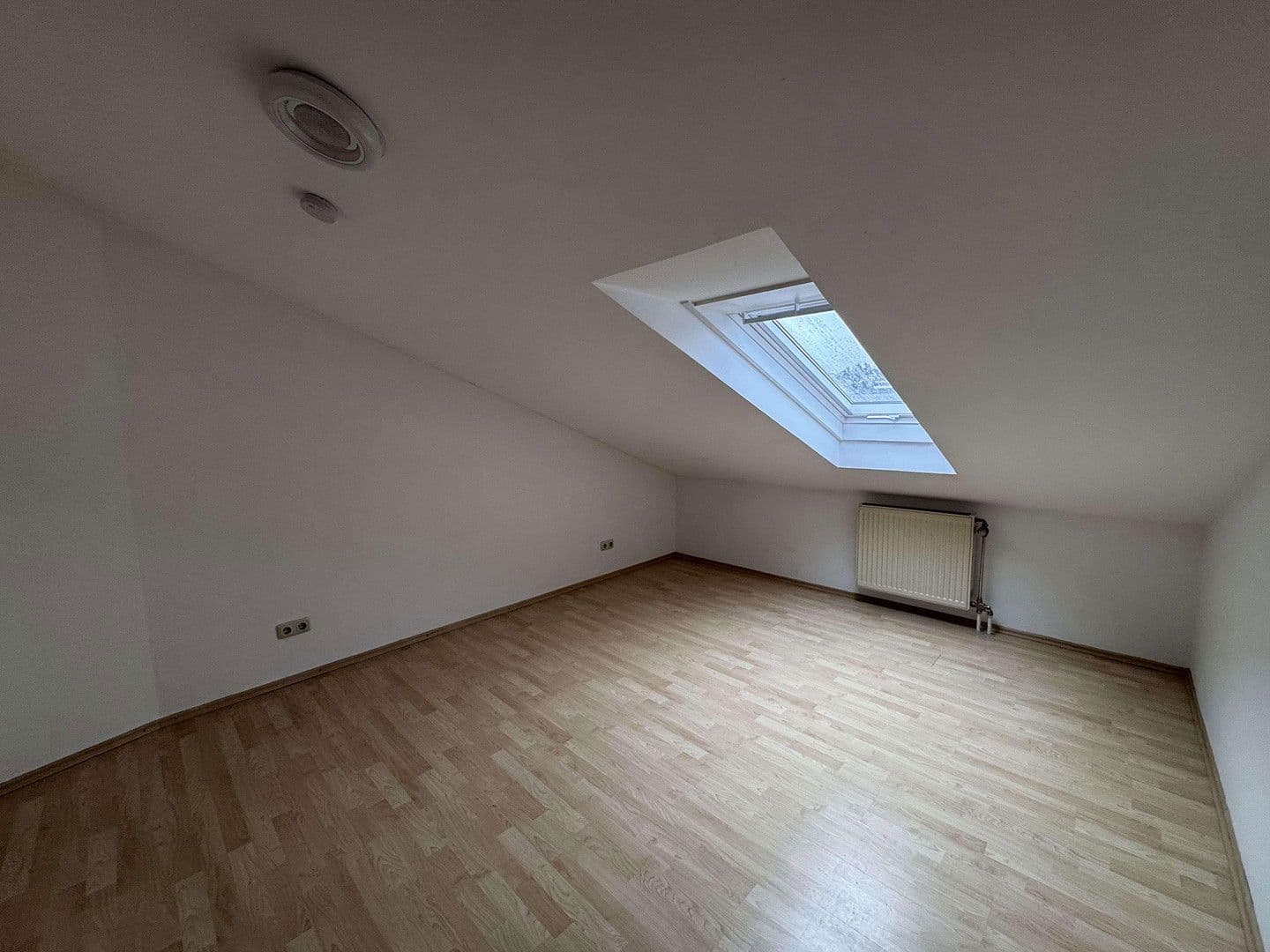 Pronájem bytu 2+1 41 m², Landshuter Str. 28, Mainburg, Bavorsko Pronájem bytu 2+1 41 m², Landshuter Str. 28, Mainburg, Bavorsko