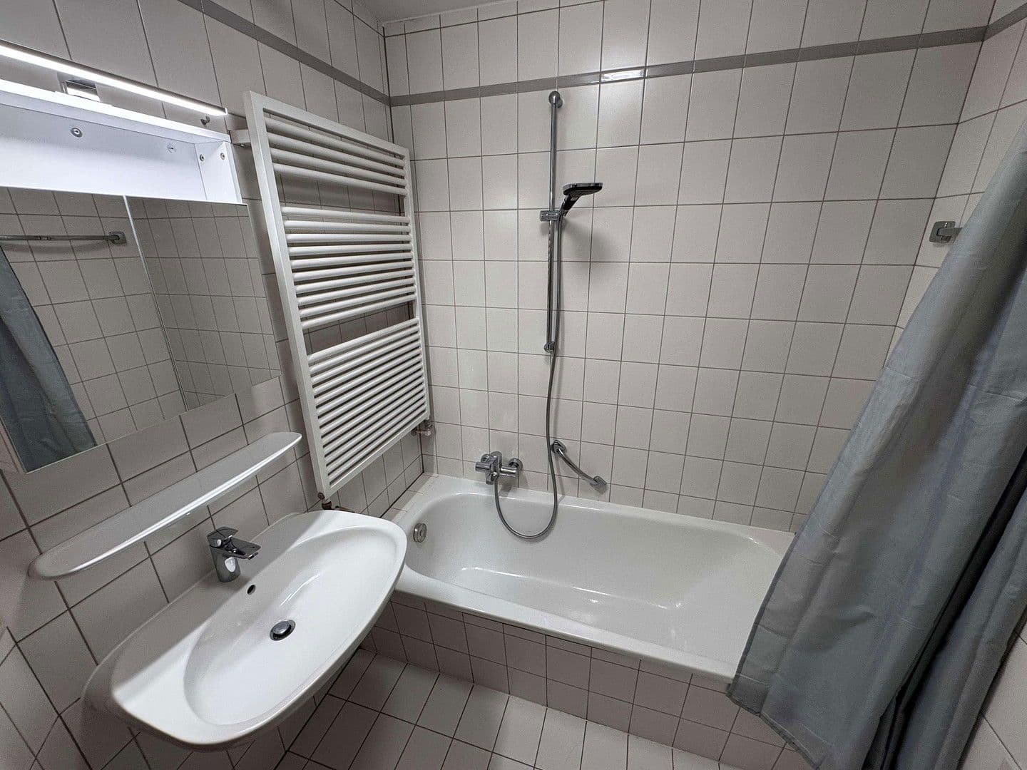 Pronájem bytu 2+1 41 m², Landshuter Str. 28, Mainburg, Bavorsko Pronájem bytu 2+1 41 m², Landshuter Str. 28, Mainburg, Bavorsko