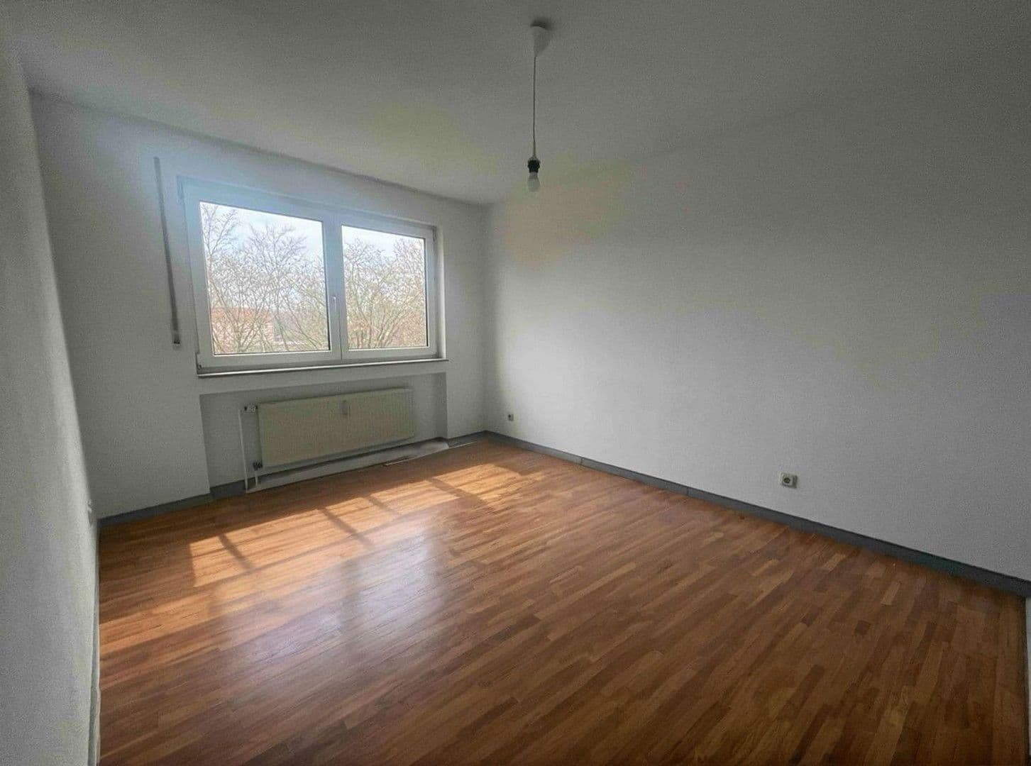 Pronájem bytu 2+1 62 m², Ahornstr. 9, Werneuchen, Braniborsko Pronájem bytu 2+1 62 m², Ahornstr. 9, Werneuchen, Braniborsko