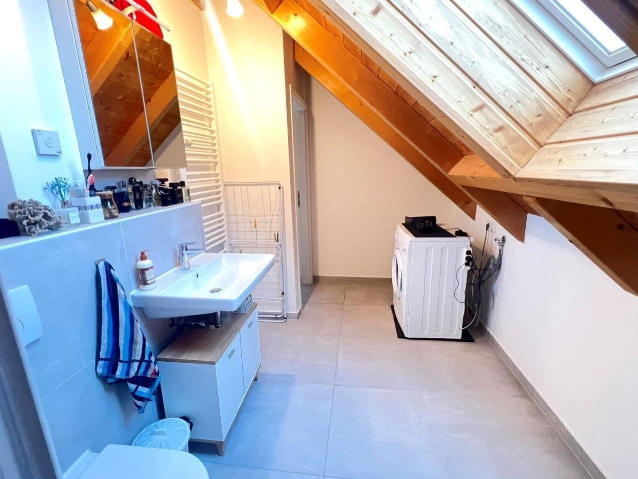 Pronájem bytu 2+kk 66 m², Taufkirchen Vils, Bavorsko Pronájem bytu 2+kk 66 m², Taufkirchen Vils, Bavorsko