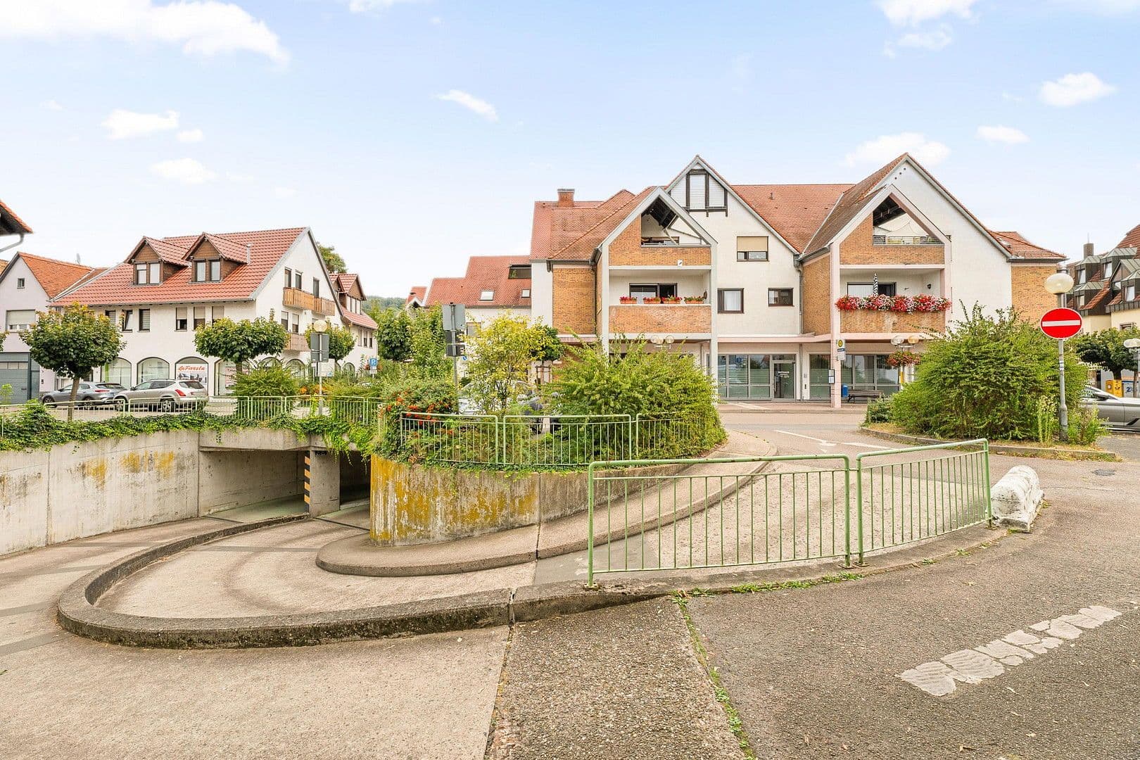 Prodej bytu 4+1 112 m², Grabenstr. 2, Hemsbach, Bádensko-Württembersko Prodej bytu 4+1 112 m², Grabenstr. 2, Hemsbach, Bádensko-Württembersko