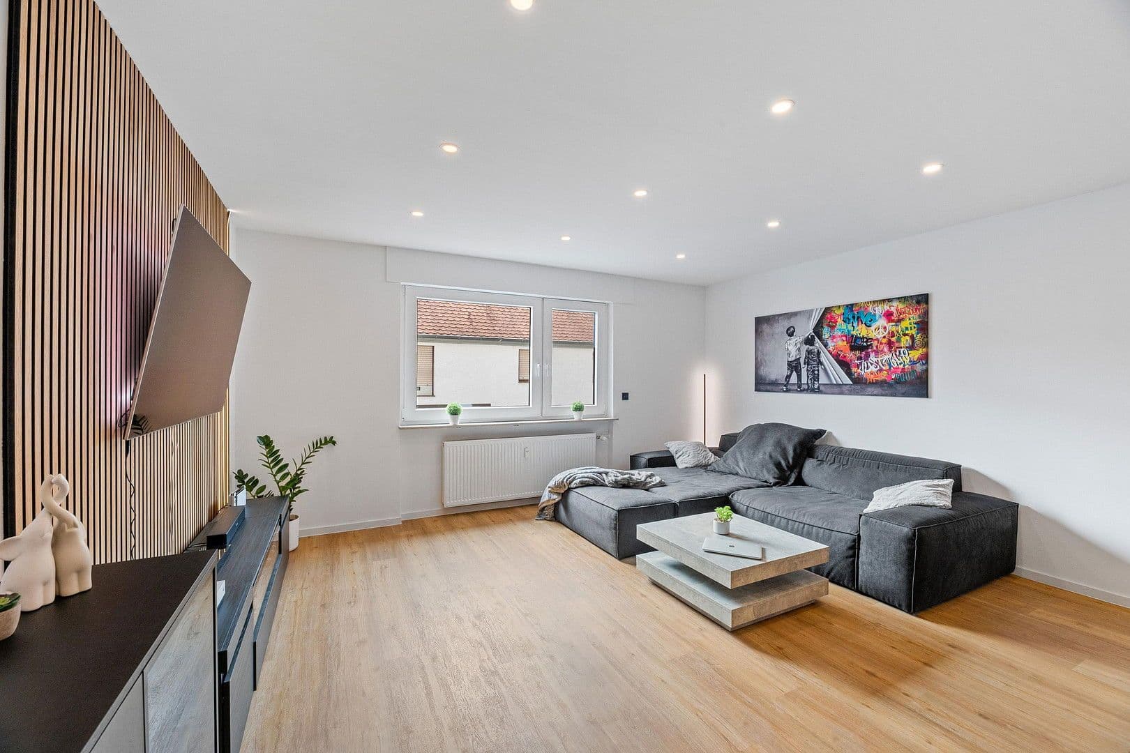 Prodej bytu 4+1 112 m², Grabenstr. 2, Hemsbach, Bádensko-Württembersko Prodej bytu 4+1 112 m², Grabenstr. 2, Hemsbach, Bádensko-Württembersko