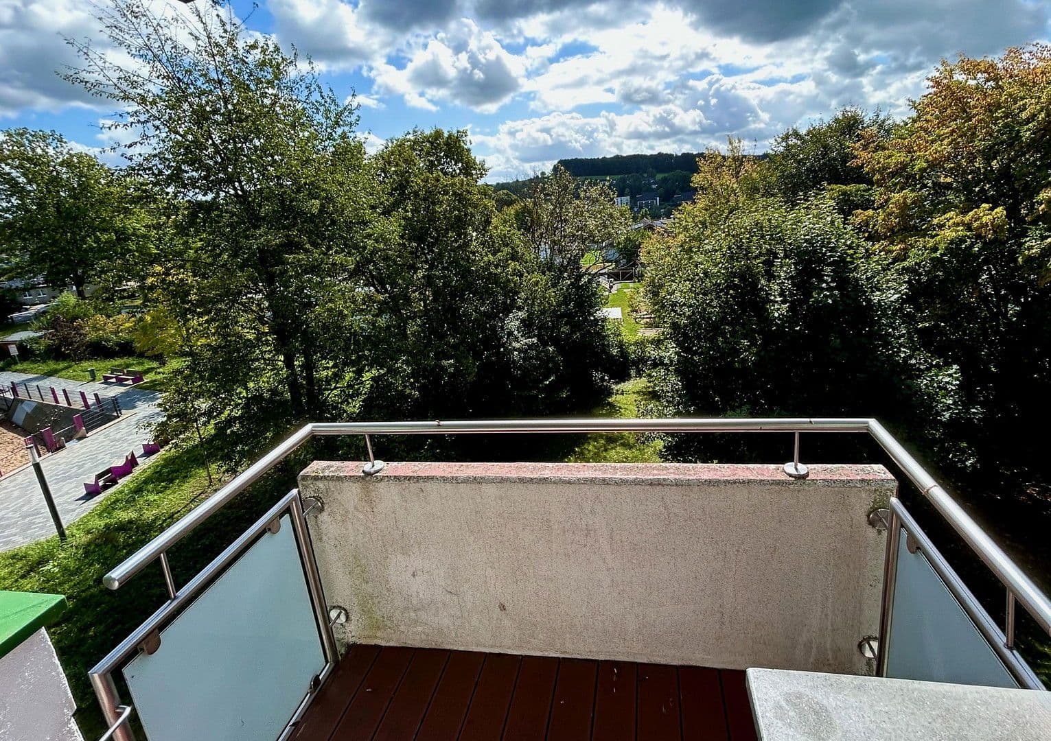 Pronájem bytu 4+1 91 m², Falkenhöhe 2, Gummersbach, Severní Porýní-Vestfálsko Pronájem bytu 4+1 91 m², Falkenhöhe 2, Gummersbach, Severní Porýní-Vestfálsko