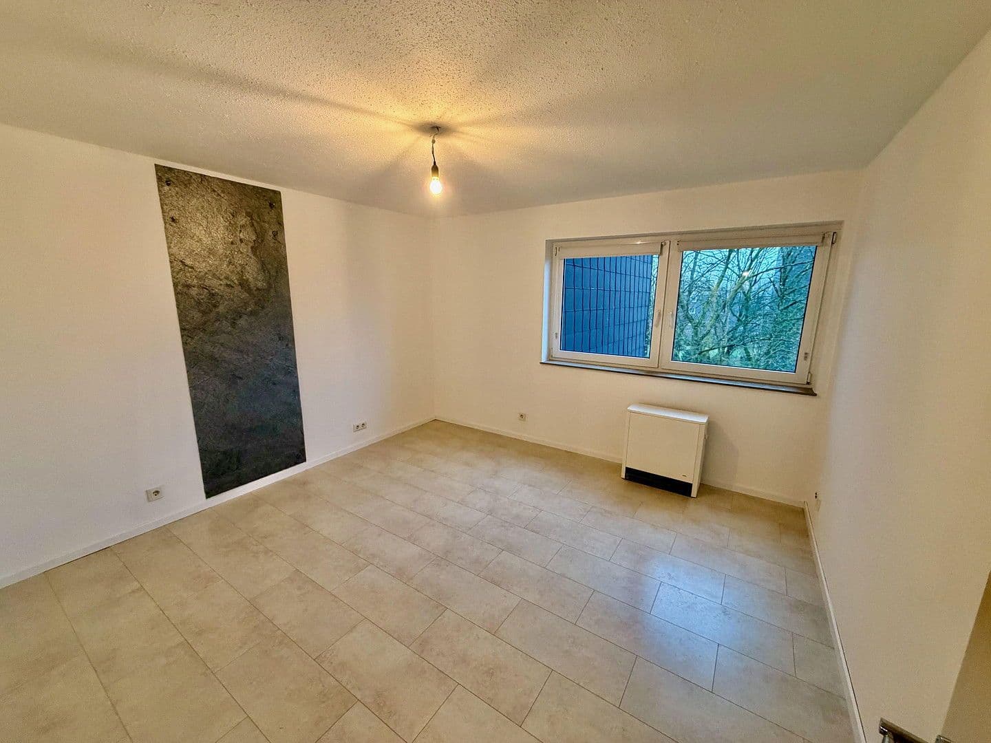 Pronájem bytu 4+1 91 m², Falkenhöhe 2, Gummersbach, Severní Porýní-Vestfálsko Pronájem bytu 4+1 91 m², Falkenhöhe 2, Gummersbach, Severní Porýní-Vestfálsko