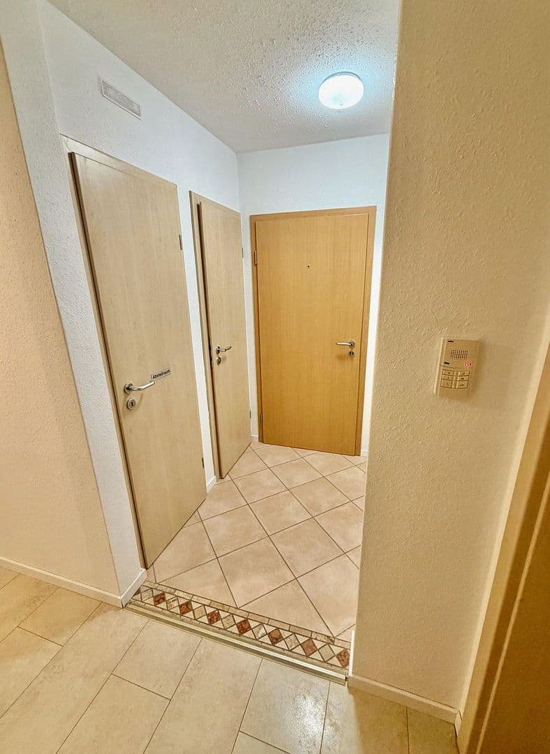 Pronájem bytu 4+1 91 m², Falkenhöhe 2, Gummersbach, Severní Porýní-Vestfálsko Pronájem bytu 4+1 91 m², Falkenhöhe 2, Gummersbach, Severní Porýní-Vestfálsko