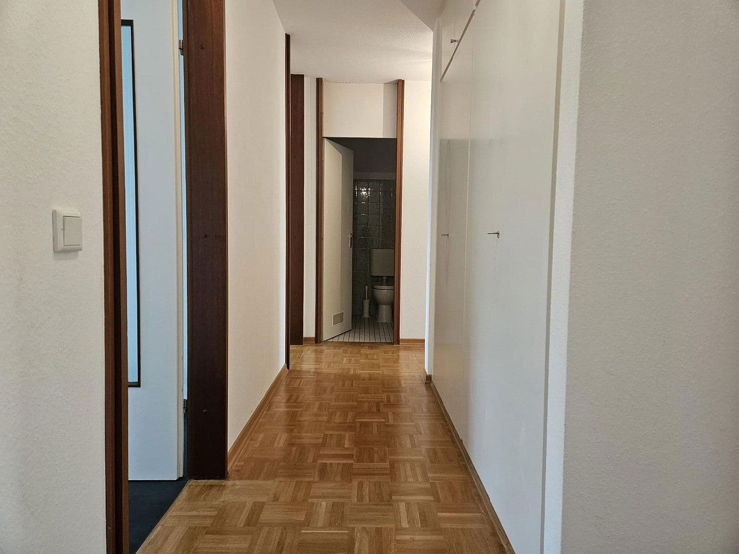 Pronájem bytu 3+1 75 m², Heiglhofstraße 80, München, Bavorsko Pronájem bytu 3+1 75 m², Heiglhofstraße 80, München, Bavorsko