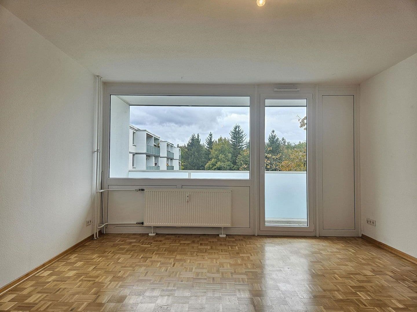 Pronájem bytu 3+1 75 m², Heiglhofstraße 80, München, Bavorsko Pronájem bytu 3+1 75 m², Heiglhofstraße 80, München, Bavorsko