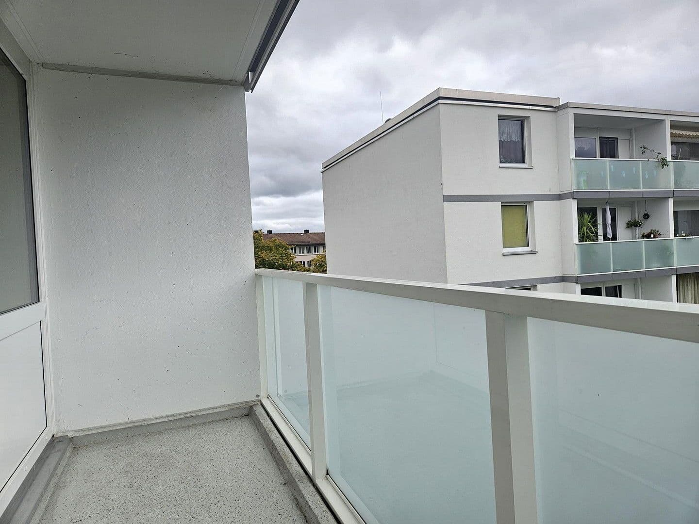 Pronájem bytu 3+1 75 m², Heiglhofstraße 80, München, Bavorsko Pronájem bytu 3+1 75 m², Heiglhofstraße 80, München, Bavorsko